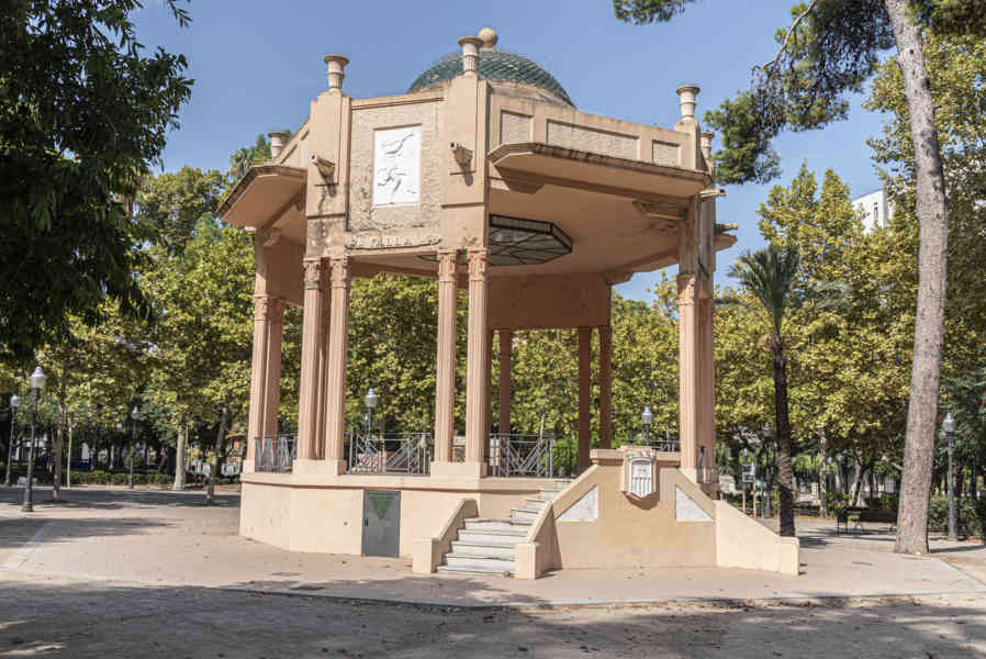 Castelló de la Plana 30 - parque Ribalta - templete musical